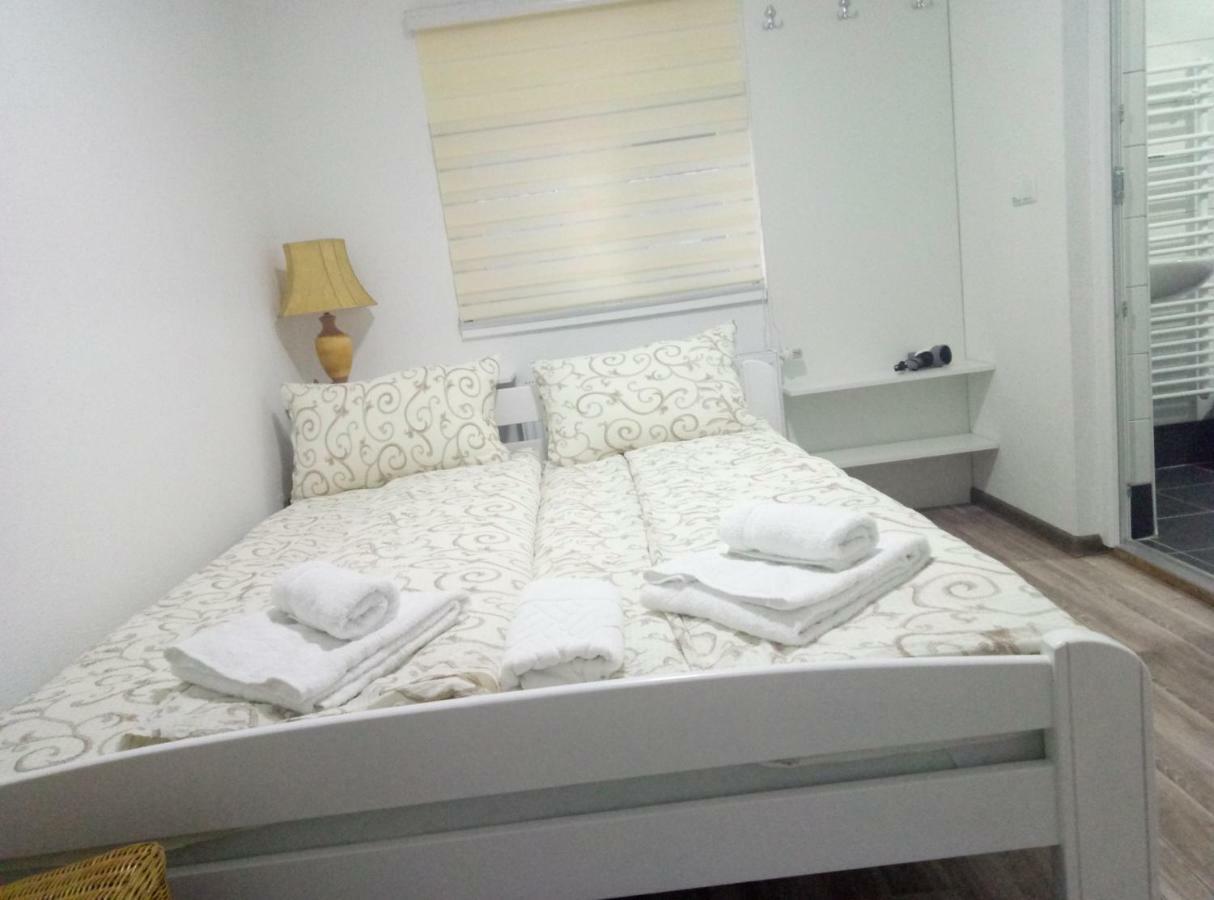 Apartments&Rooms Mido วิโซโค ภายนอก รูปภาพ
