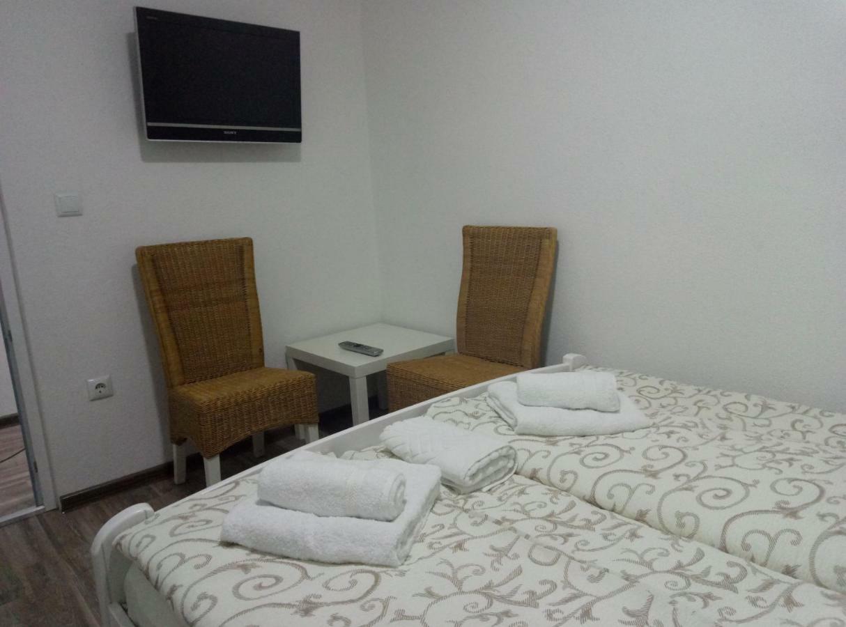 Apartments&Rooms Mido วิโซโค ภายนอก รูปภาพ