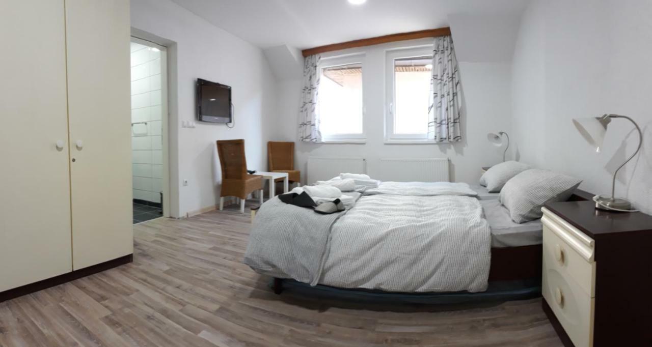 Apartments&Rooms Mido วิโซโค ภายนอก รูปภาพ