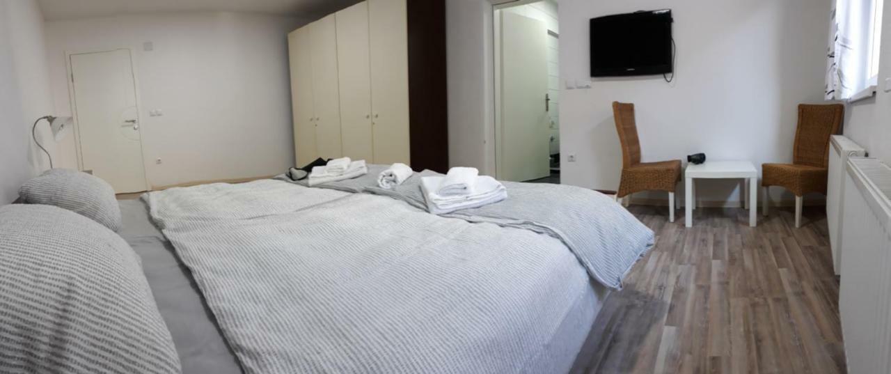 Apartments&Rooms Mido วิโซโค ภายนอก รูปภาพ