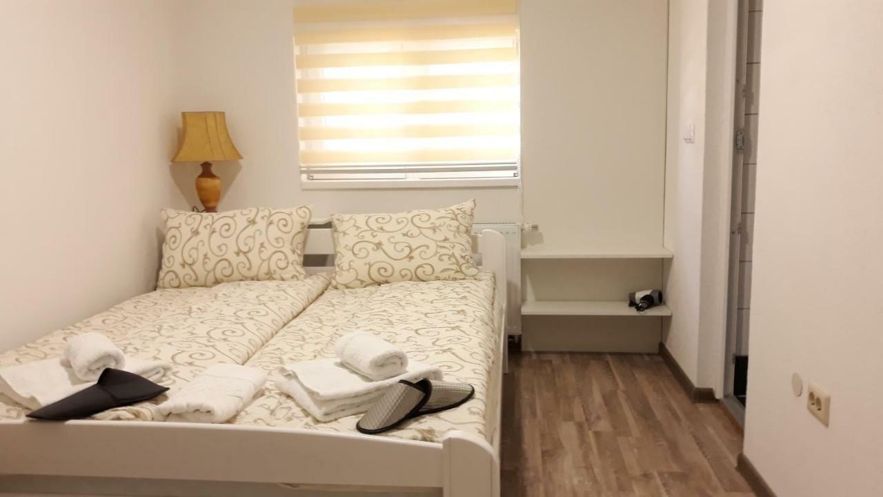 Apartments&Rooms Mido วิโซโค ภายนอก รูปภาพ